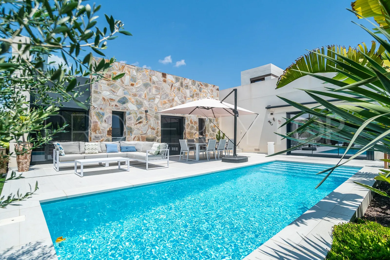 Villa en venta en La Finca Golf