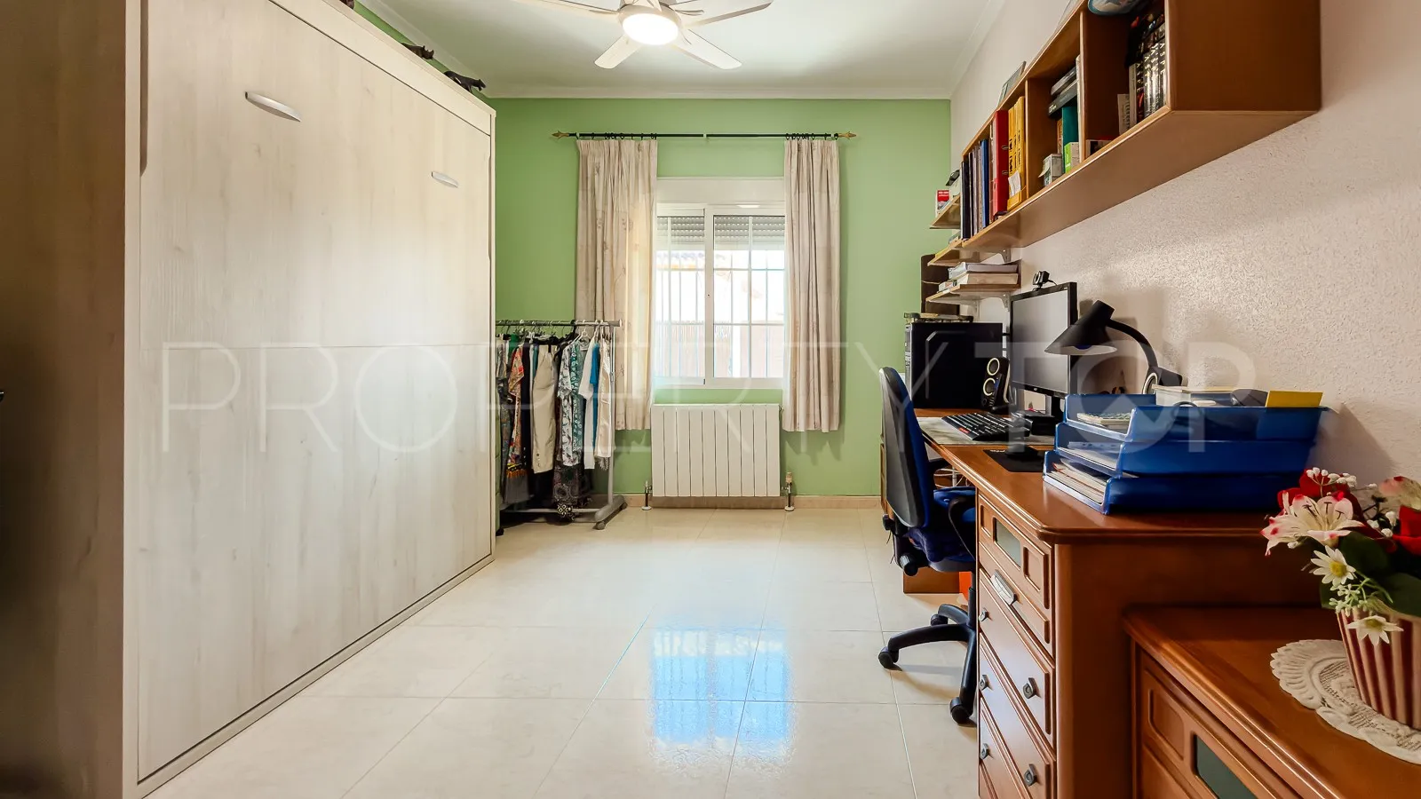 Se vende villa en Catral