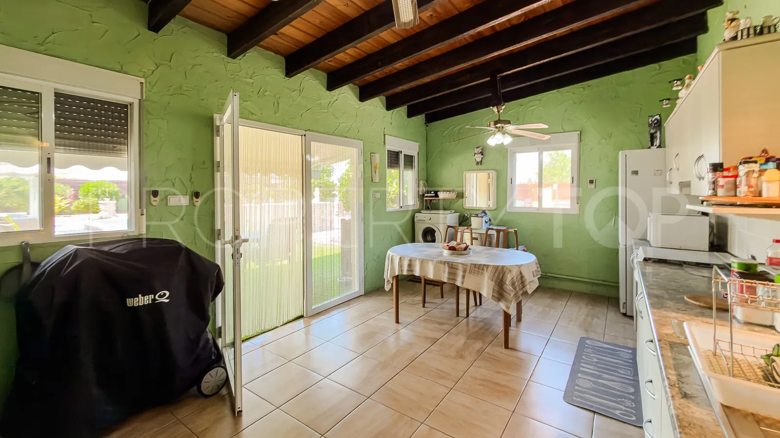 Se vende villa en Catral
