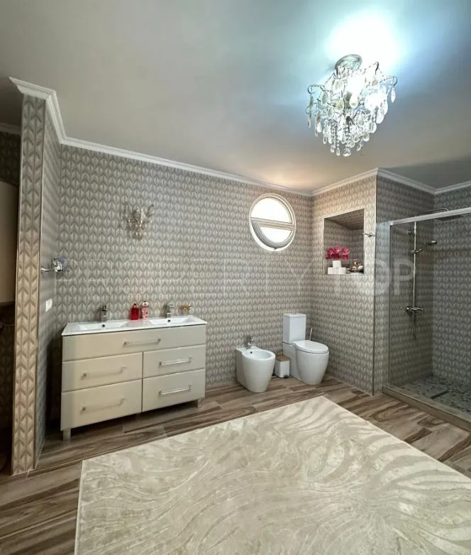 Villamartin, villa con 5 dormitorios a la venta