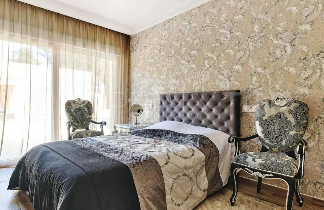 Villamartin, villa con 5 dormitorios a la venta