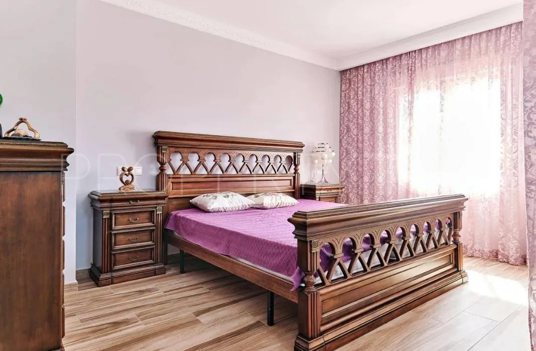 Villamartin, villa con 5 dormitorios a la venta