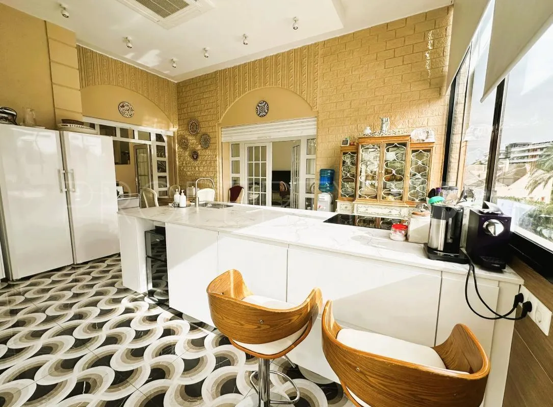 Villamartin, villa con 5 dormitorios a la venta