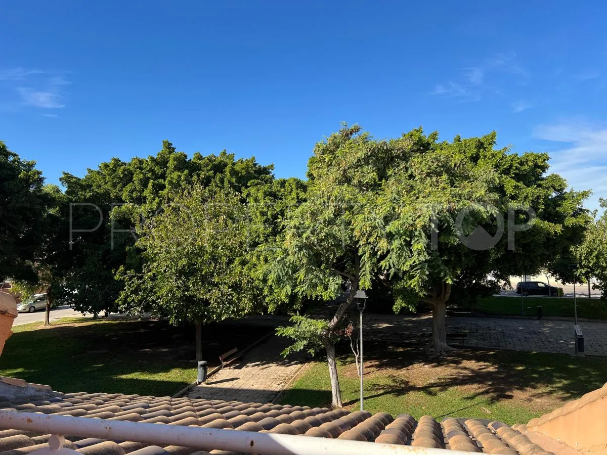 Se vende adosado en Torre de la Horadada