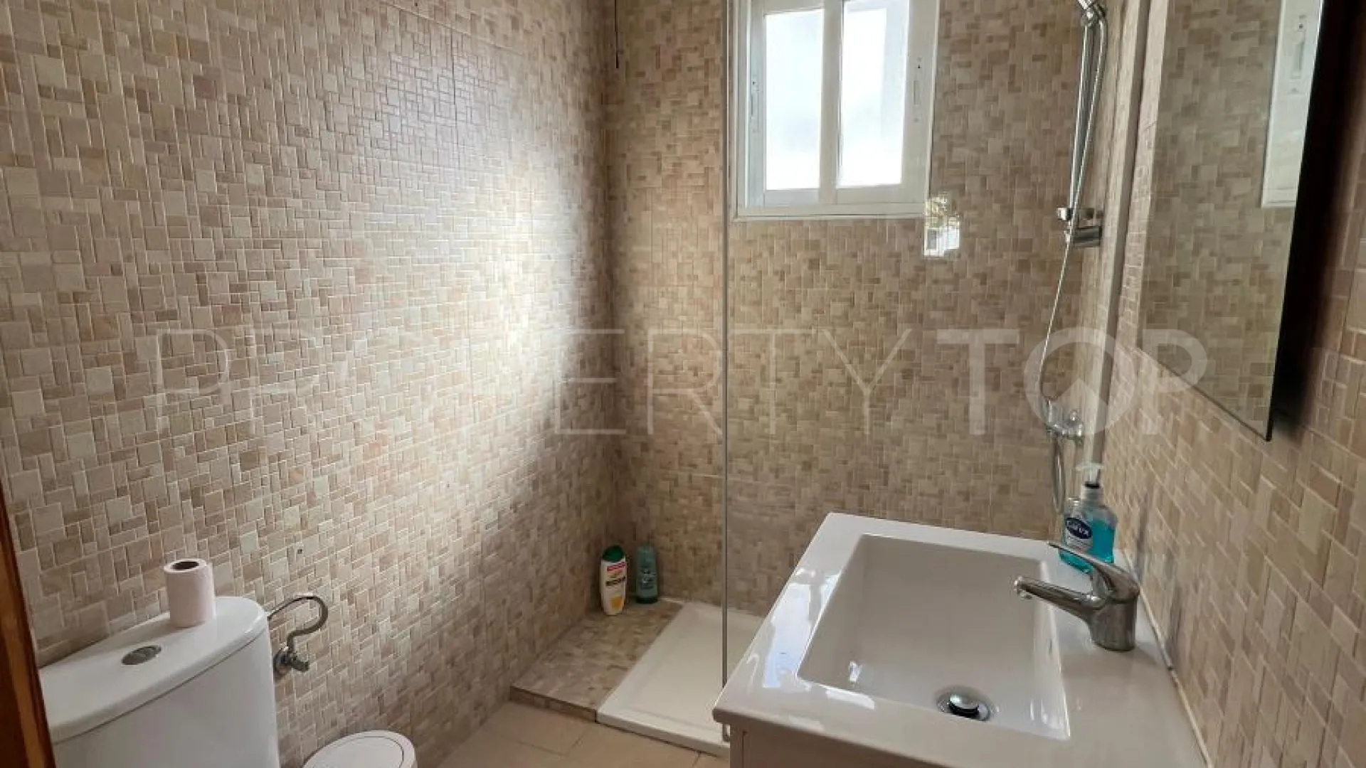 Se vende adosado en Torre de la Horadada