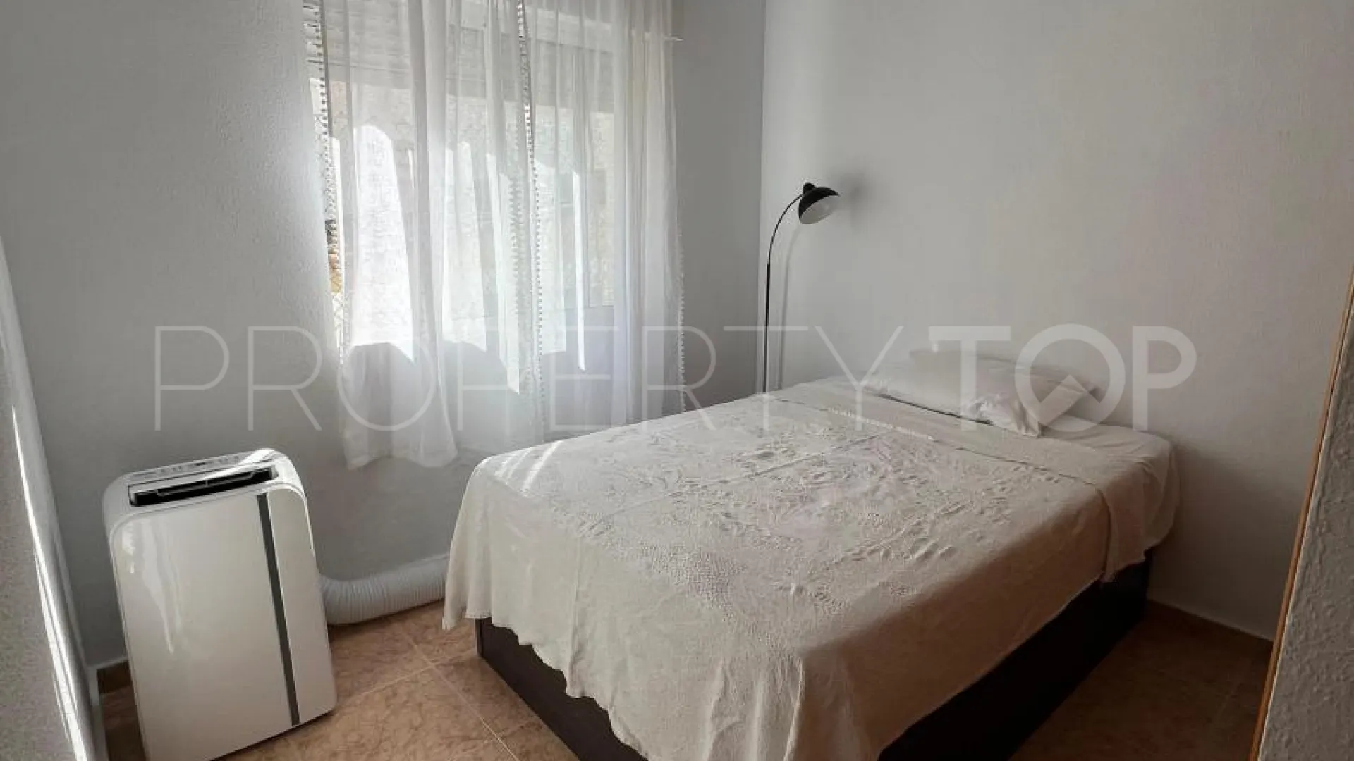 Se vende adosado en Torre de la Horadada