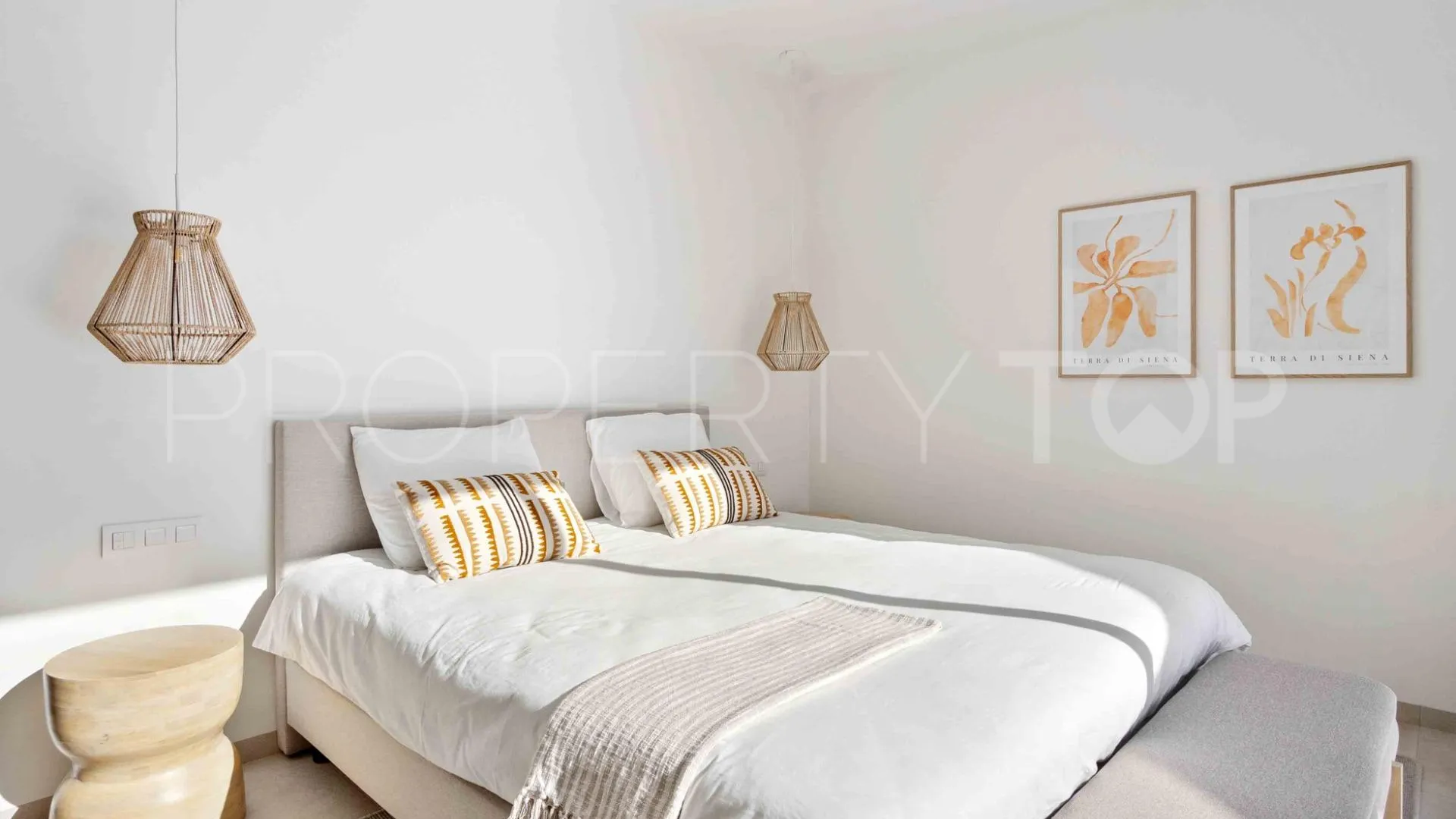 Villa en venta en Las Colinas Golf