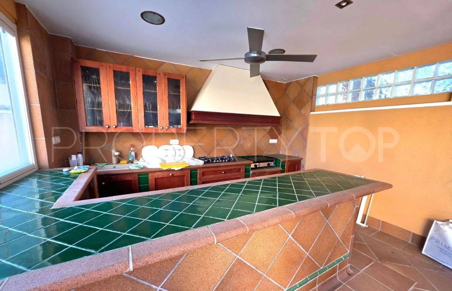 Villamartin, villa con 5 dormitorios a la venta