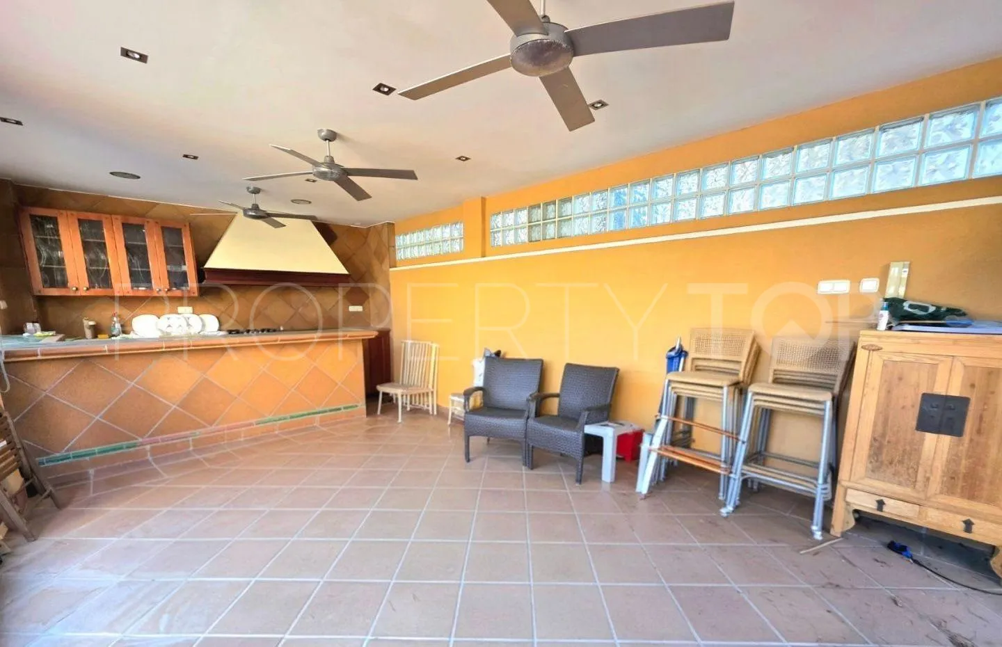 Villamartin, villa con 5 dormitorios a la venta