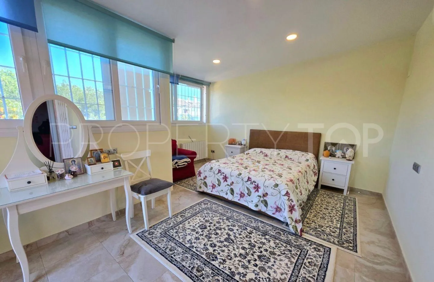 Villamartin, villa con 5 dormitorios a la venta