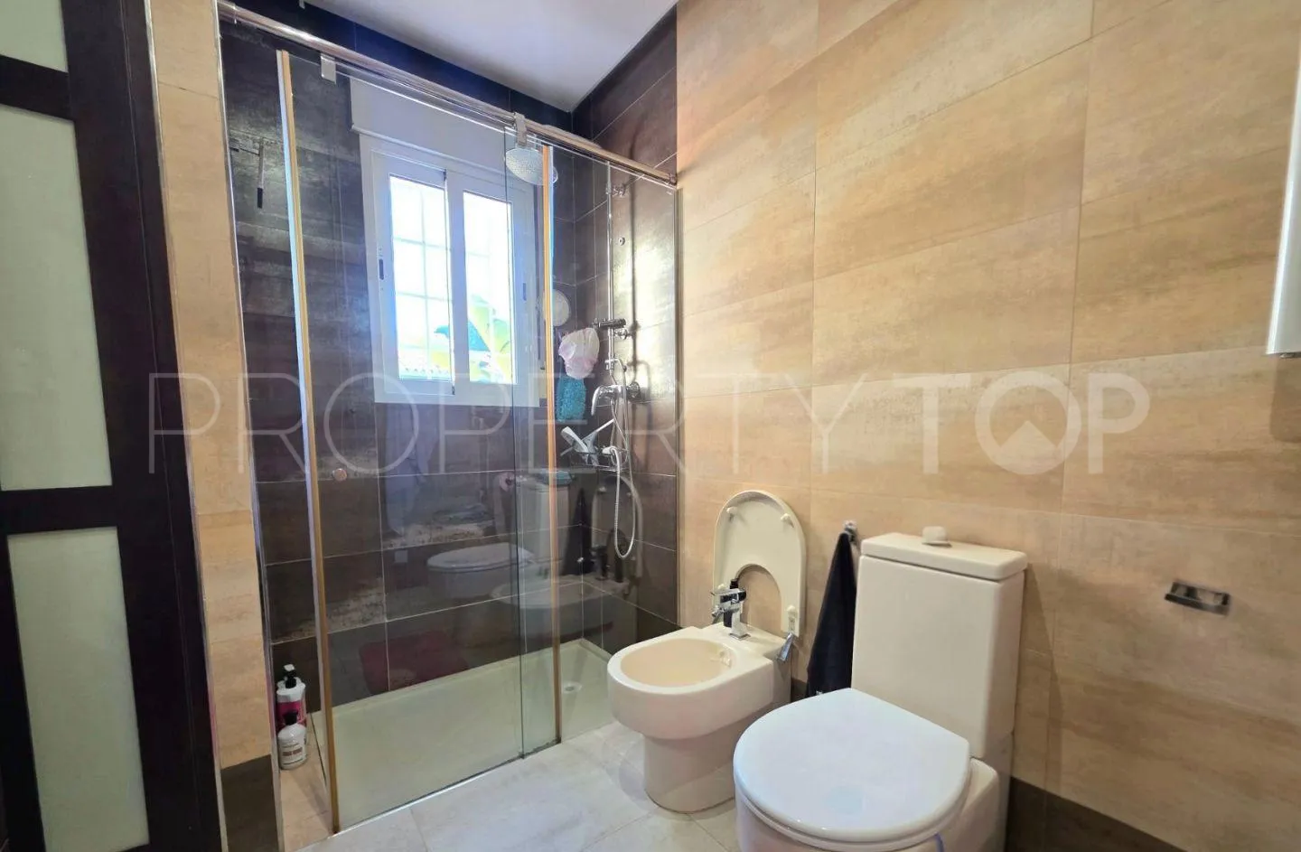 Villamartin, villa con 5 dormitorios a la venta