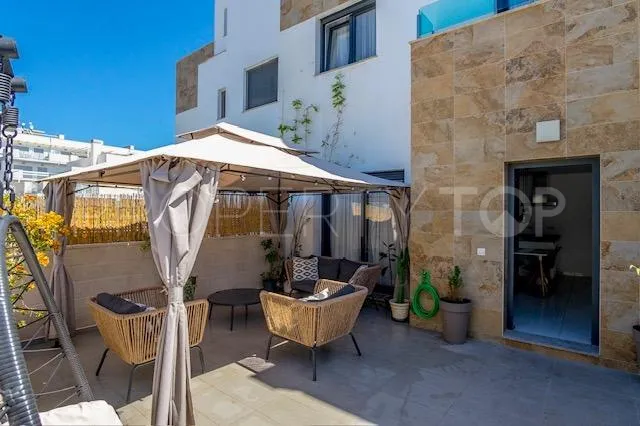 For sale Rioja 3 bedrooms town house