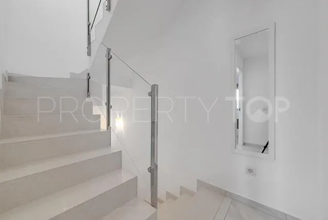 For sale Rioja 3 bedrooms town house
