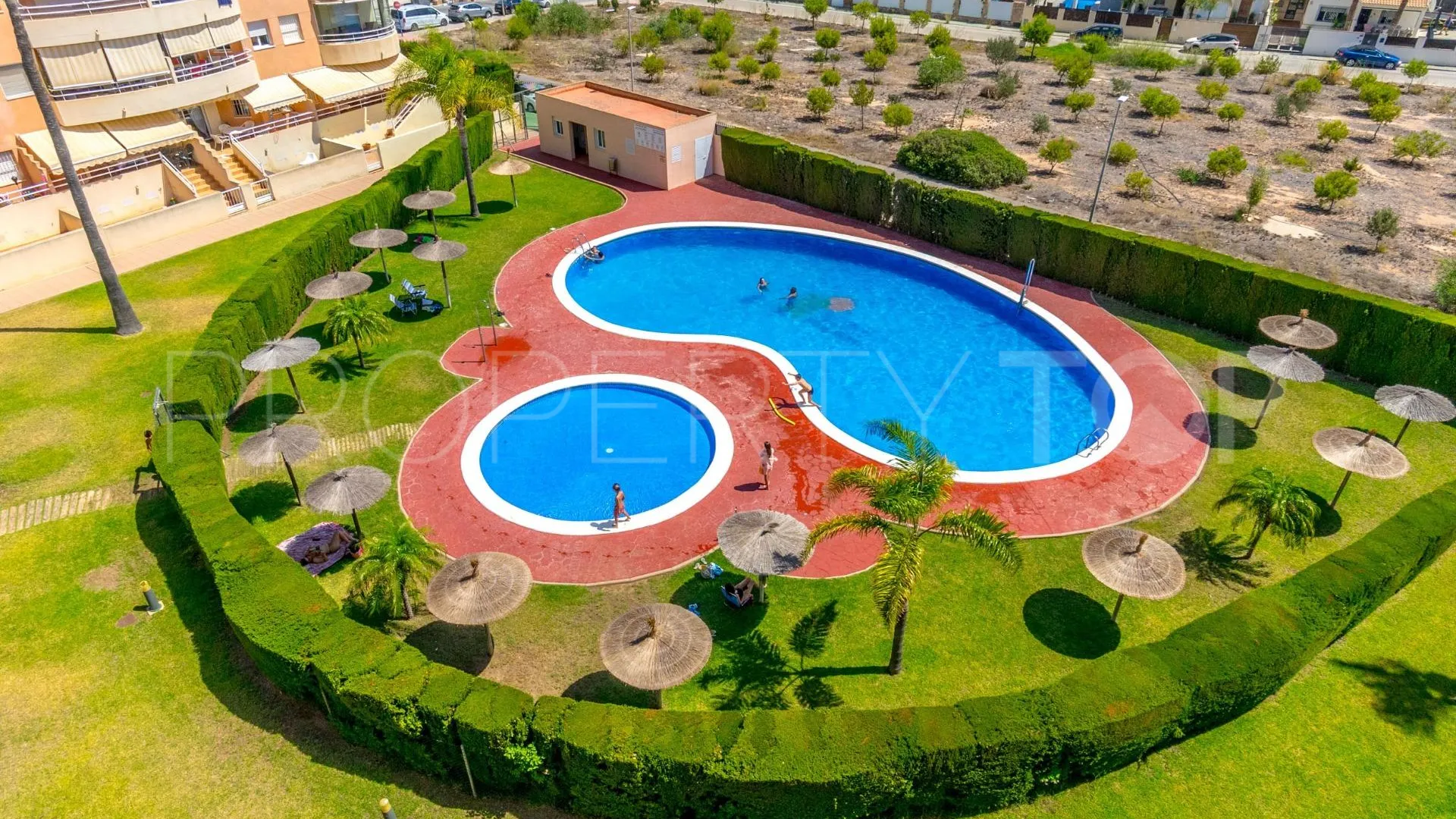 Apartamento en venta con 2 dormitorios en Villamartin