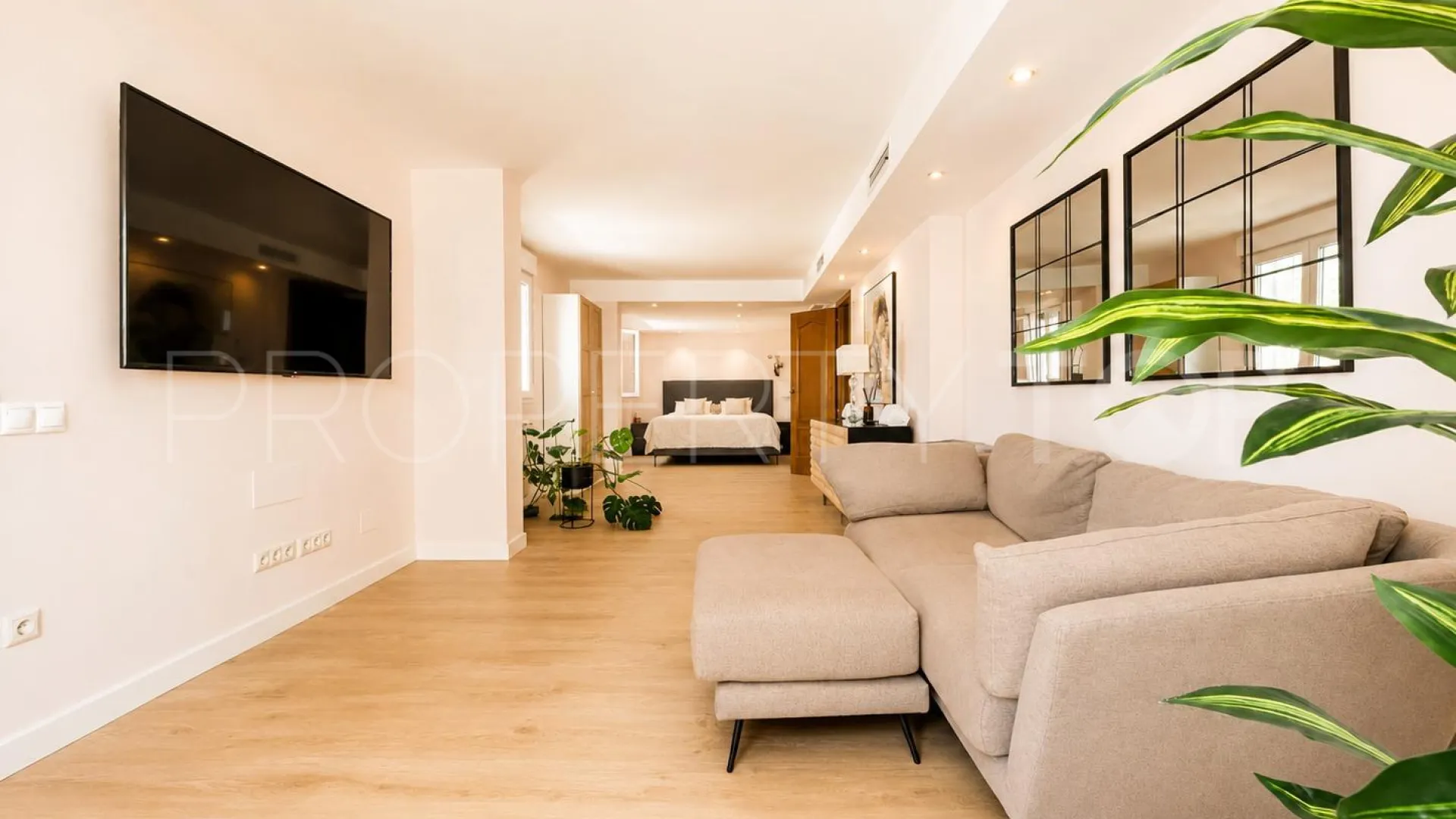 Villa con 4 dormitorios a la venta en Villamartin