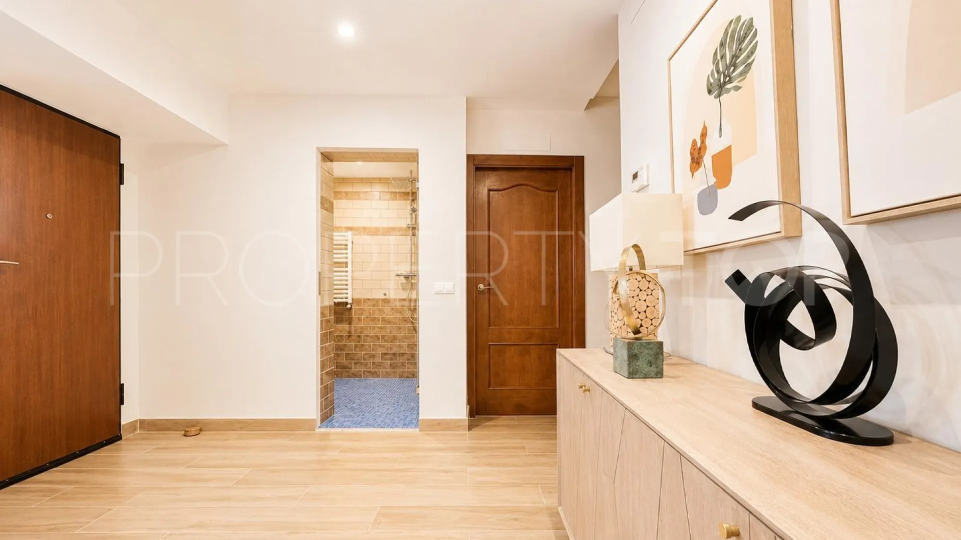 Villa con 4 dormitorios a la venta en Villamartin