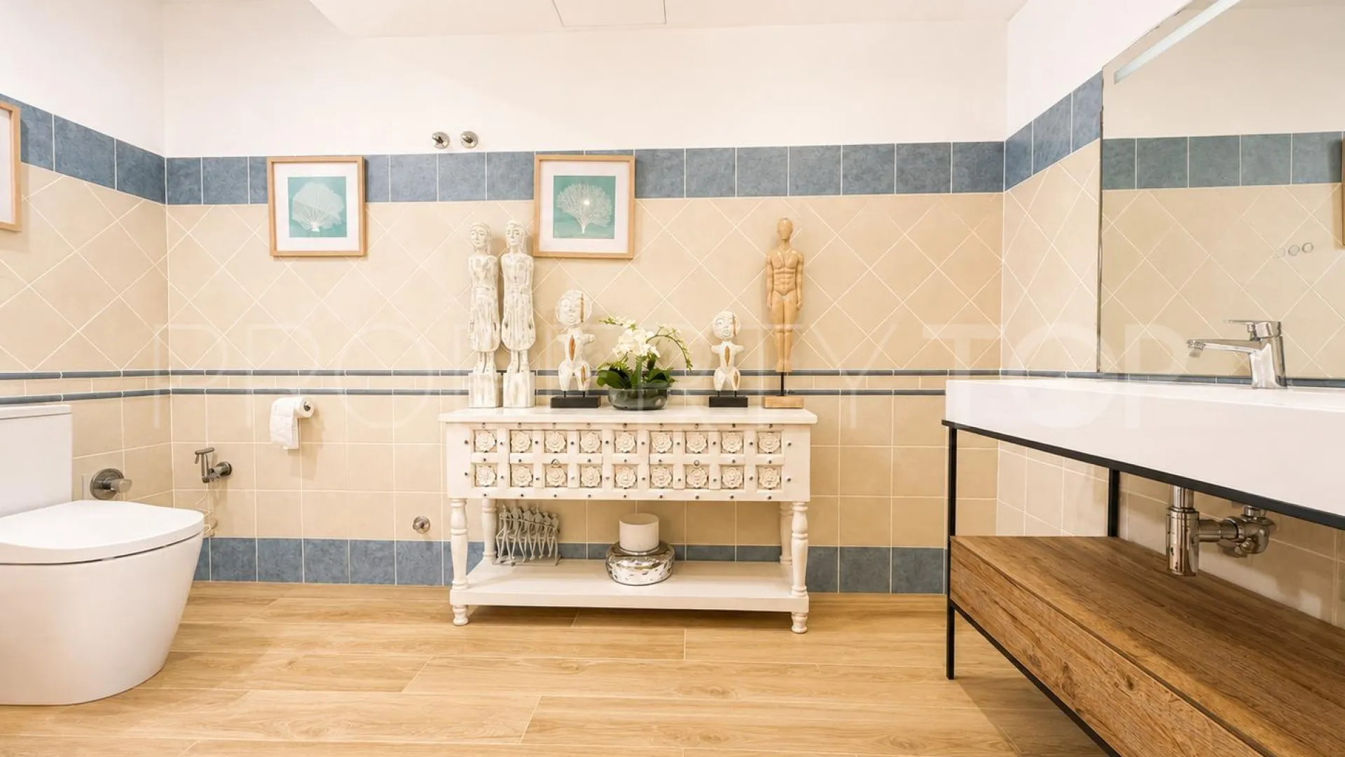 Villa con 4 dormitorios a la venta en Villamartin