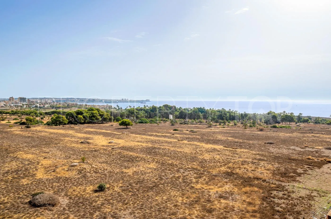 Apartamento de 2 dormitorios a la venta en Punta Prima