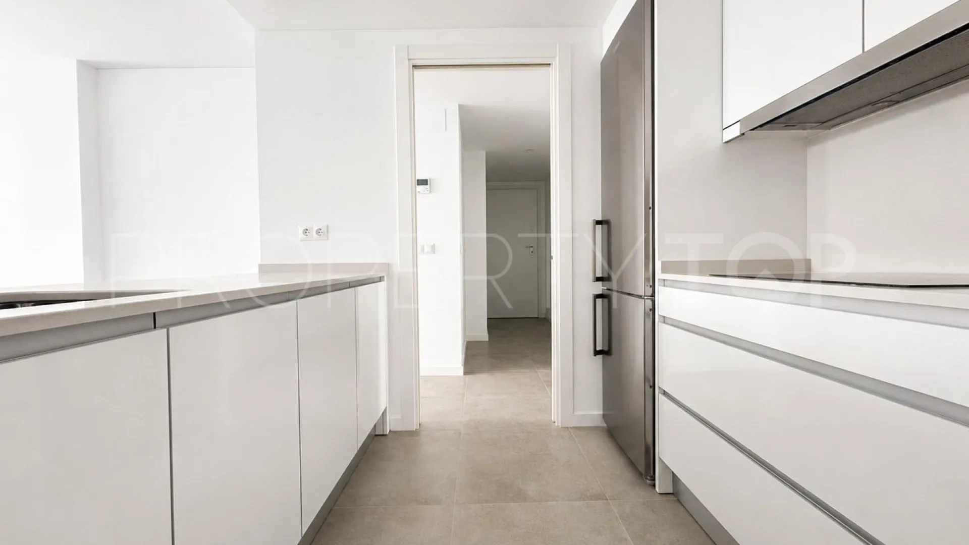 Apartamento de 2 dormitorios en venta en Villamartin