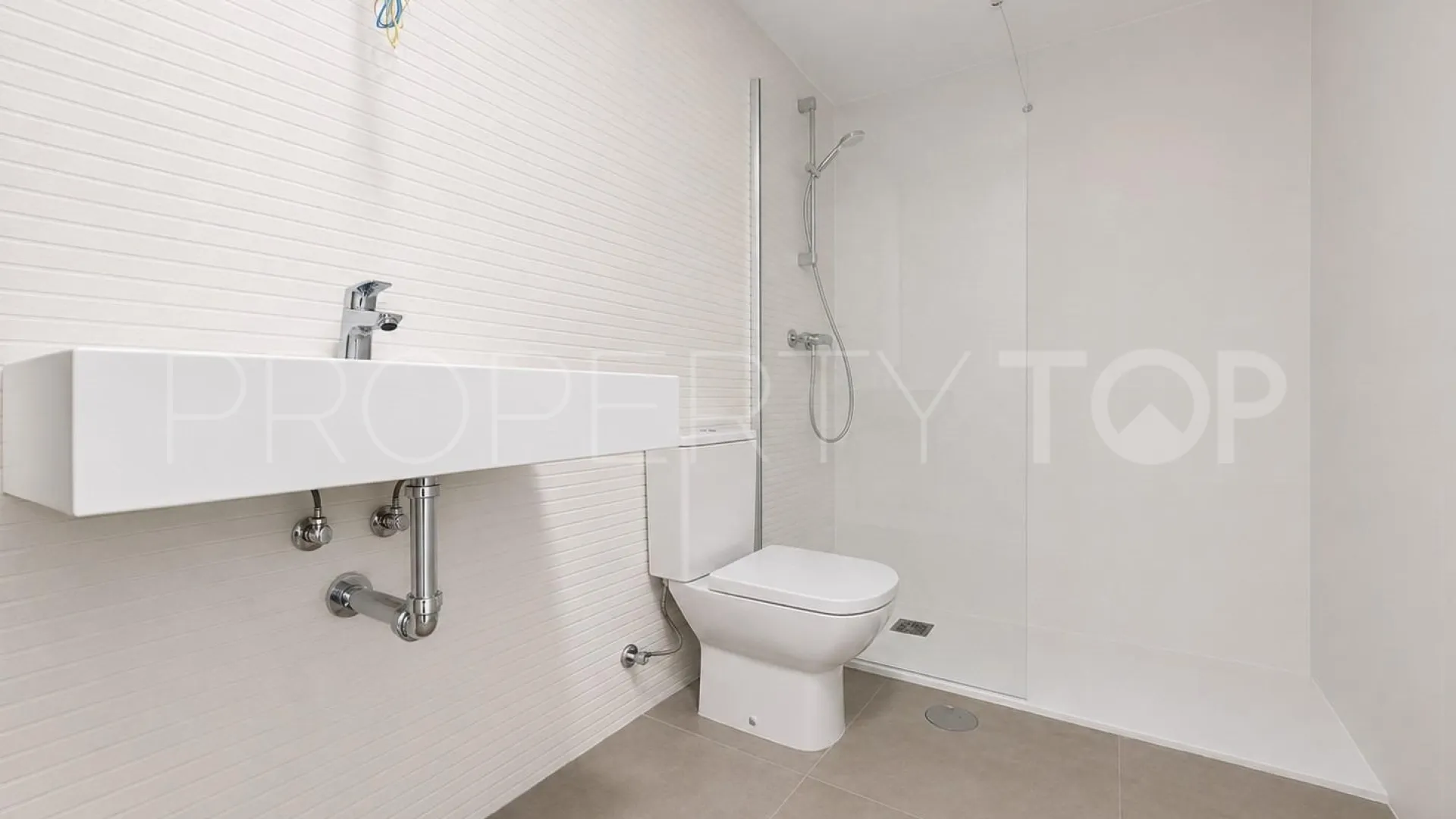 Apartamento de 2 dormitorios en venta en Villamartin