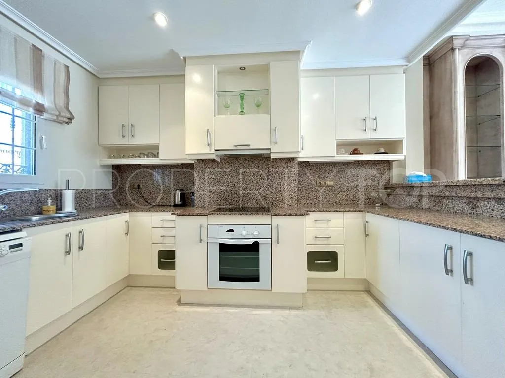 Apartamento en venta con 3 dormitorios en Villamartin