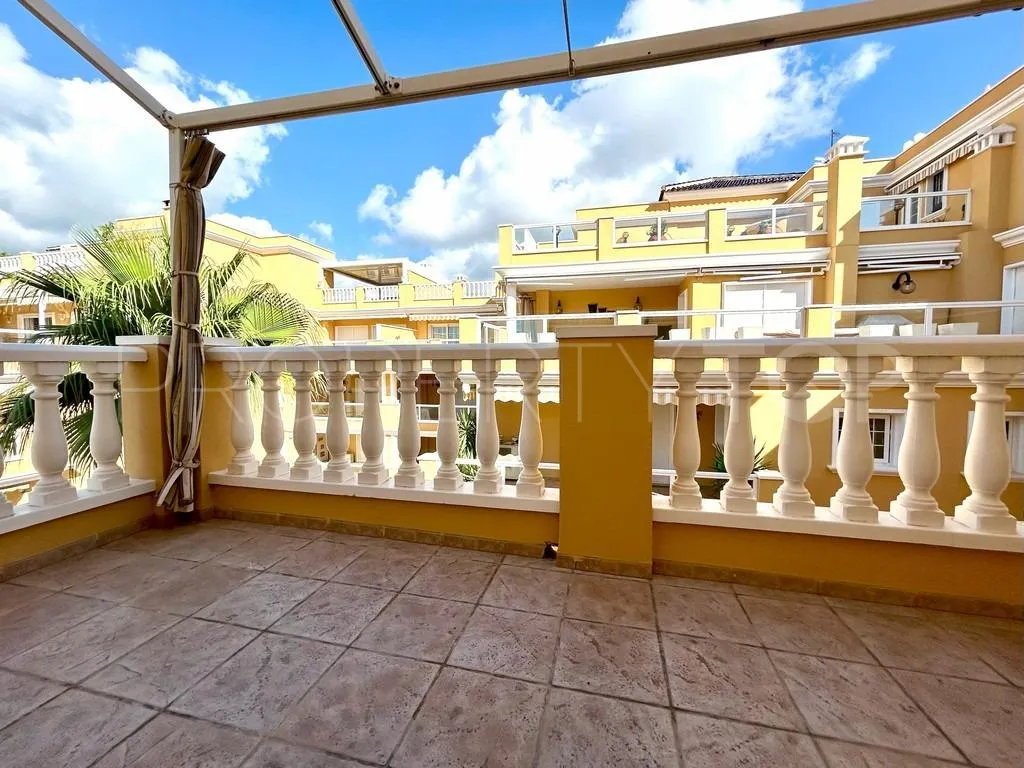 Apartamento en venta con 3 dormitorios en Villamartin