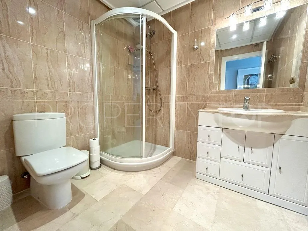 Apartamento en venta con 3 dormitorios en Villamartin