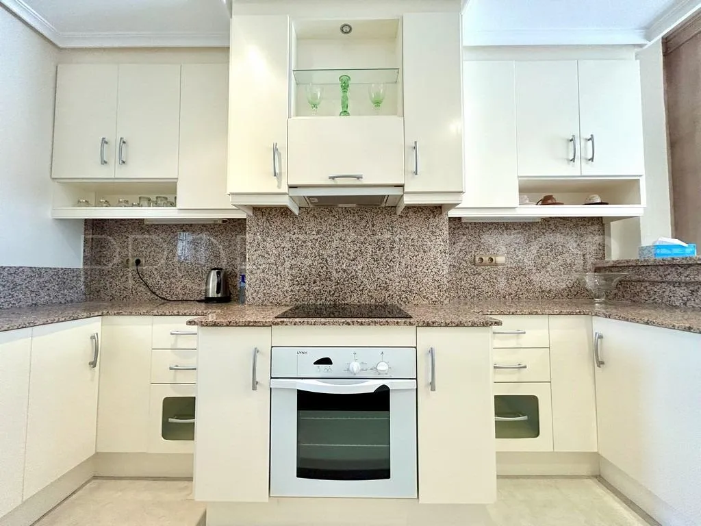Apartamento en venta con 3 dormitorios en Villamartin