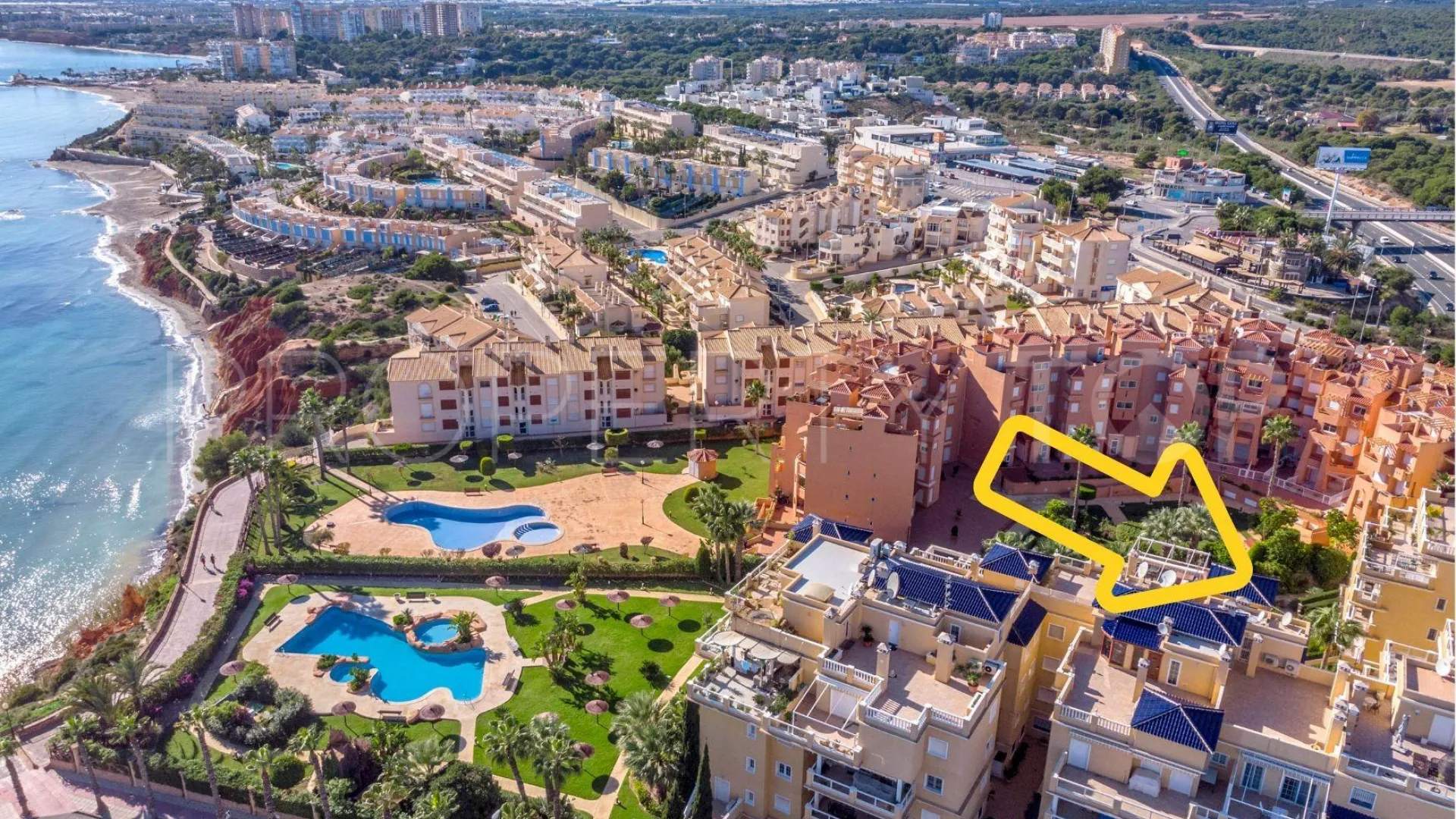 Apartamento en venta con 3 dormitorios en Villamartin
