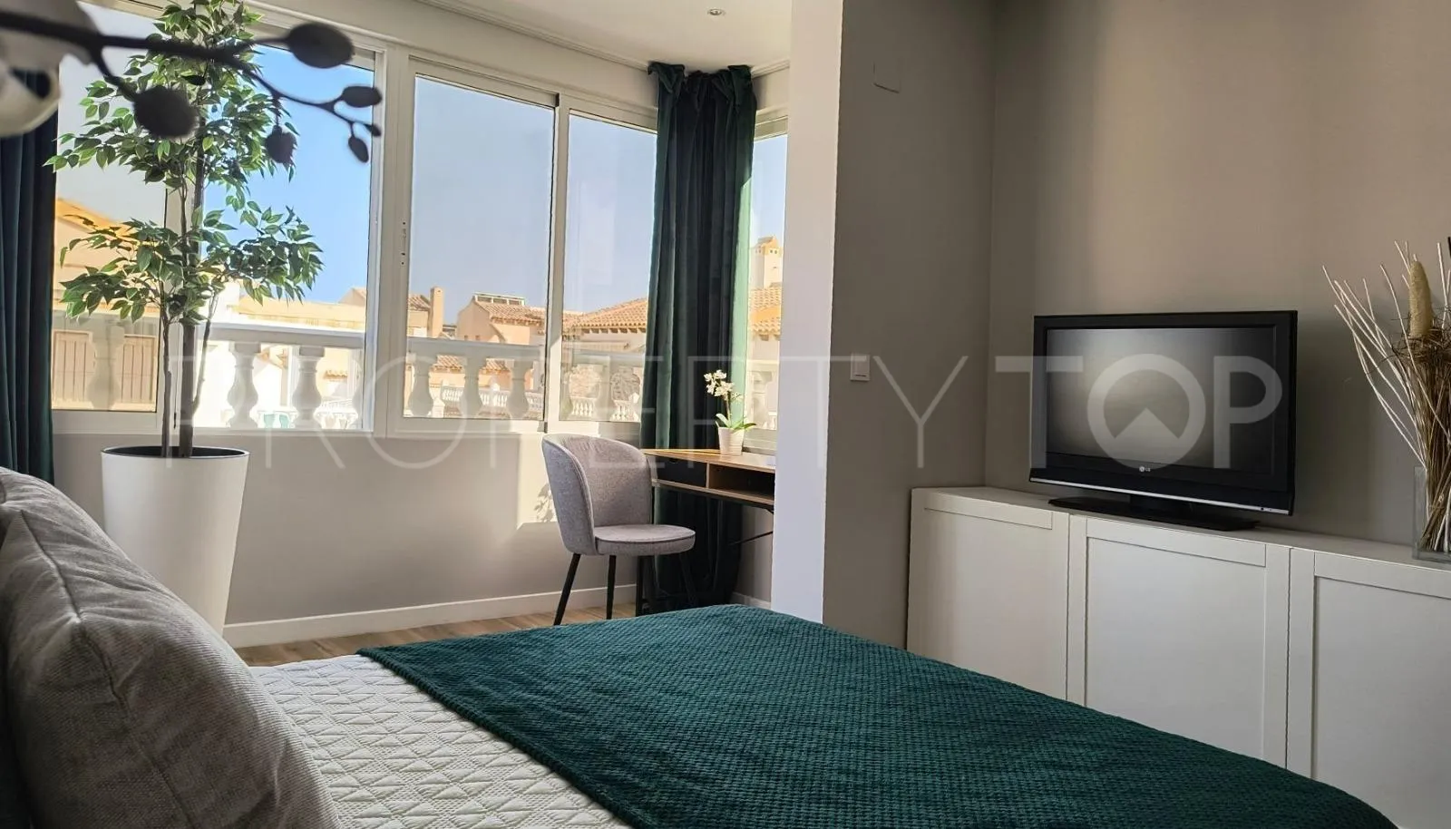 Adosado a la venta de 3 dormitorios en Punta Prima