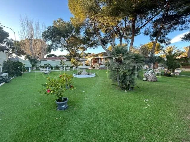Buy Villamartin 3 bedrooms villa