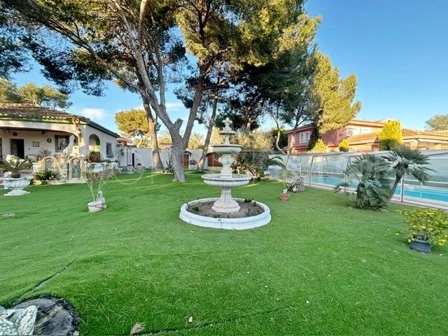 Buy Villamartin 3 bedrooms villa