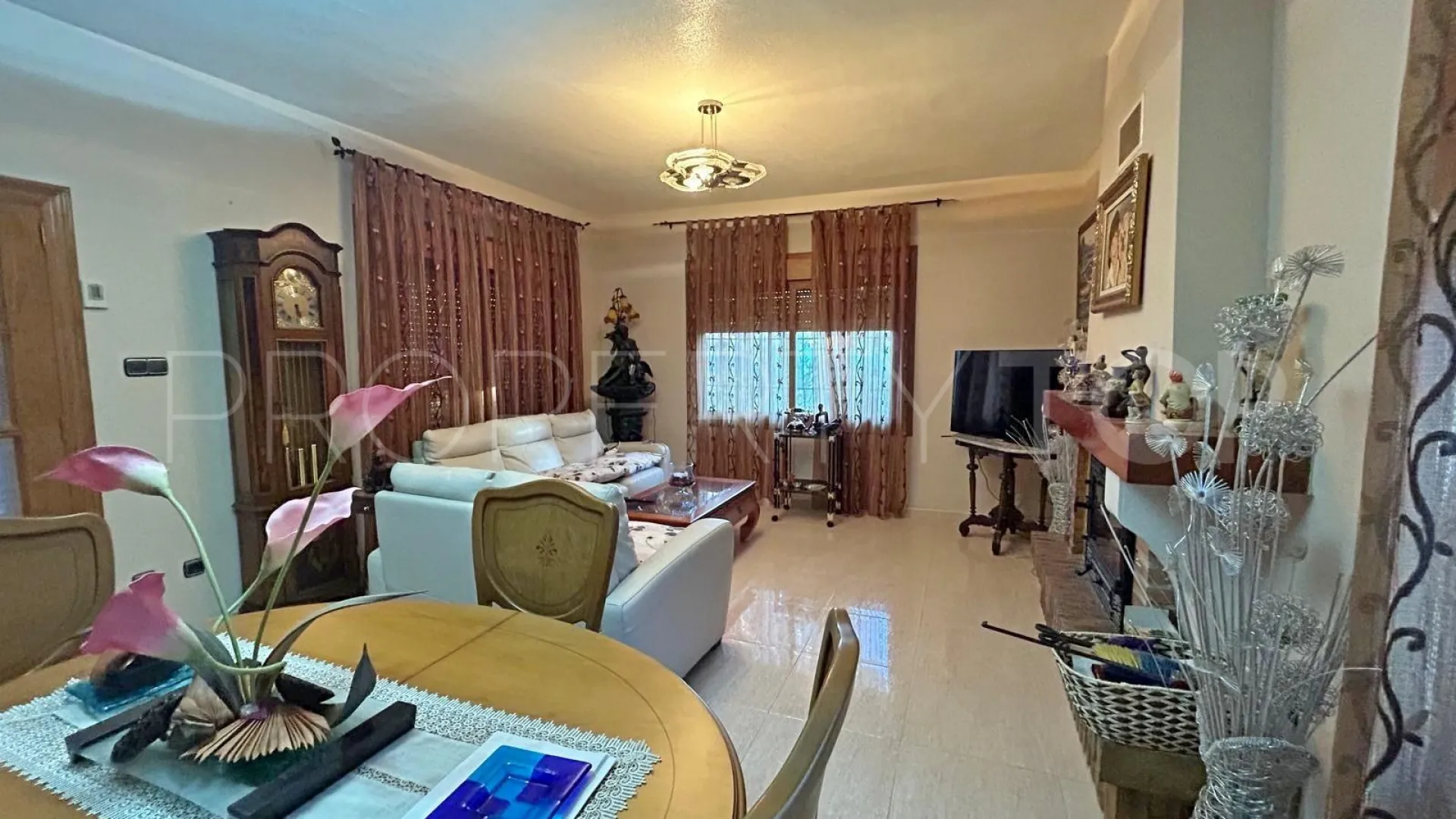 Buy Villamartin 3 bedrooms villa