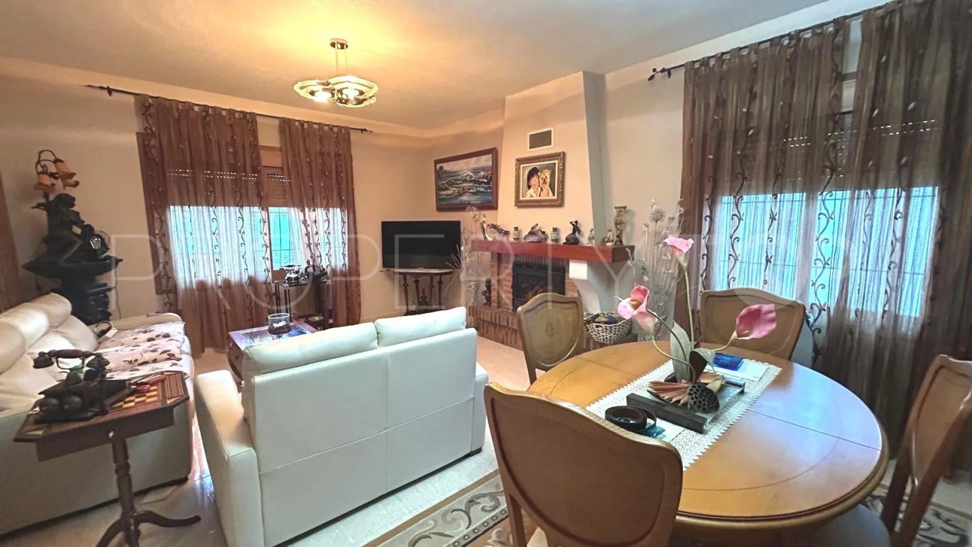 Buy Villamartin 3 bedrooms villa