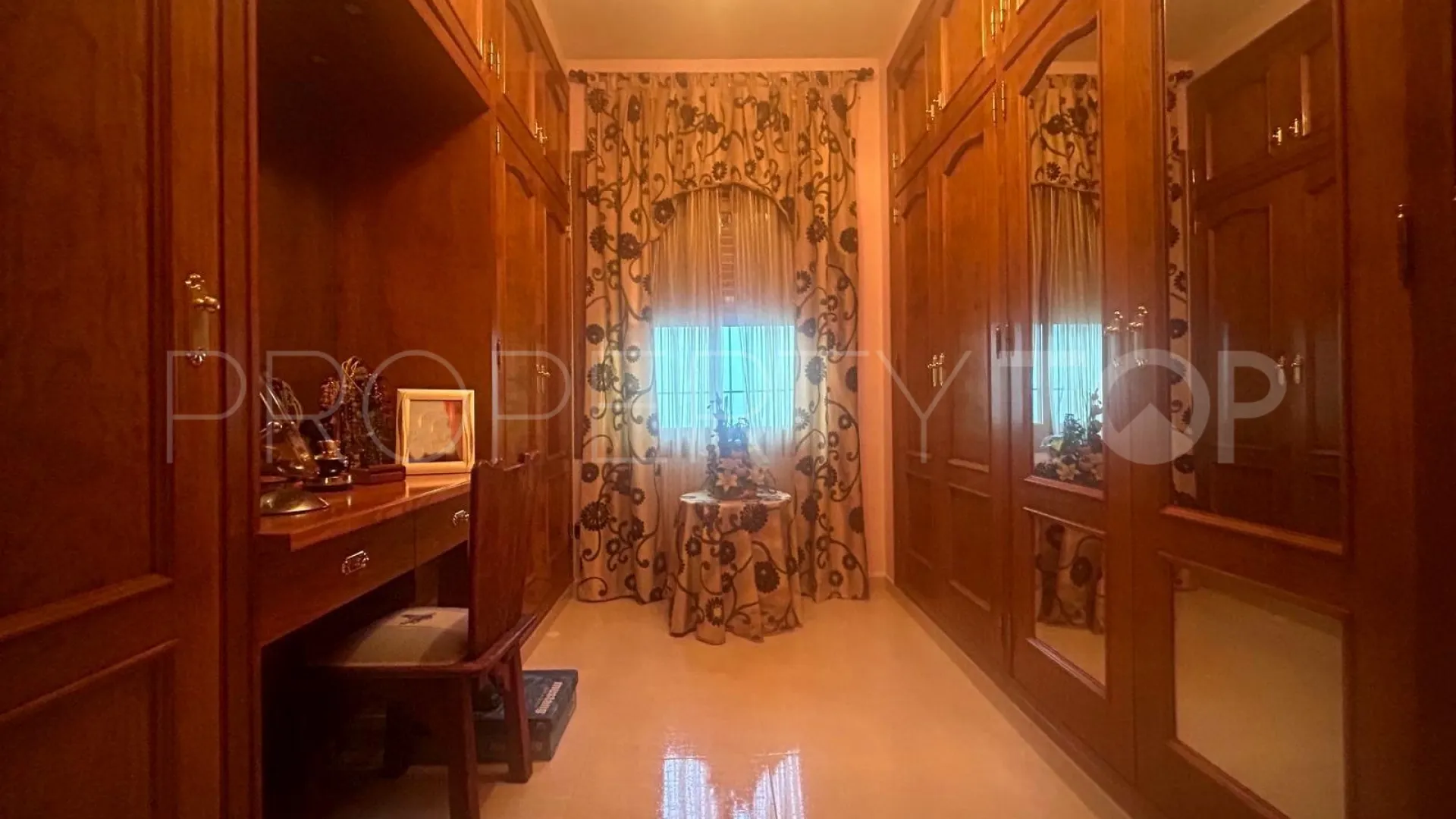 Buy Villamartin 3 bedrooms villa