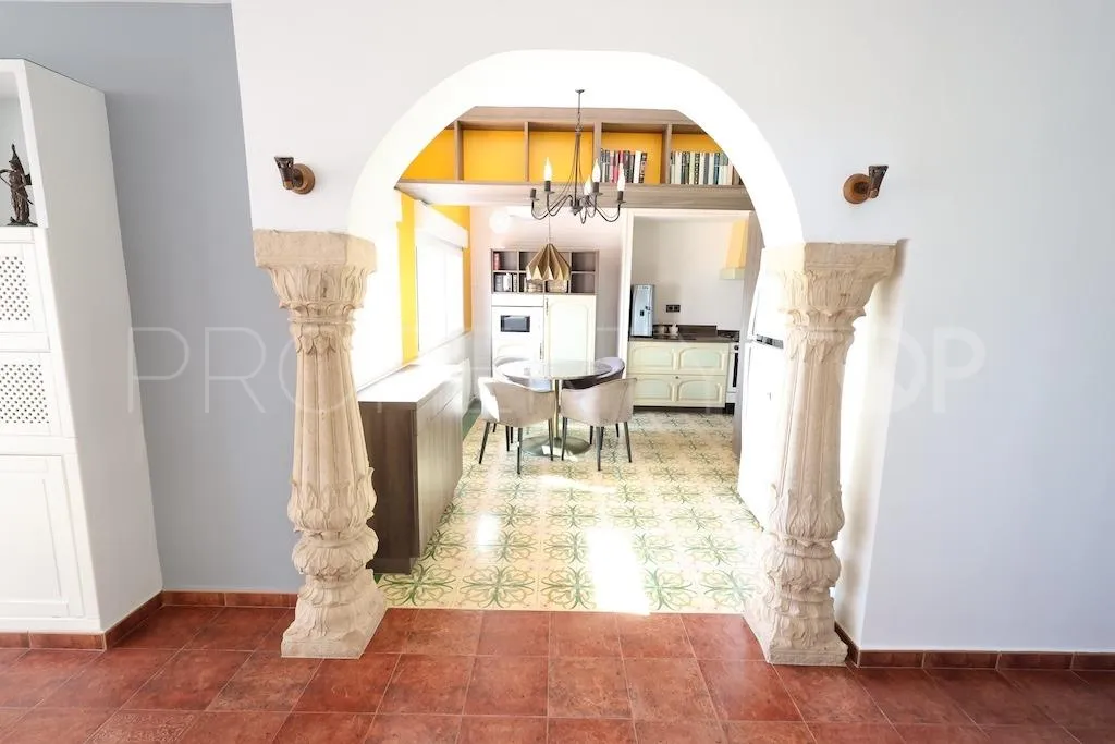 Comprar villa en Rioja de 4 dormitorios