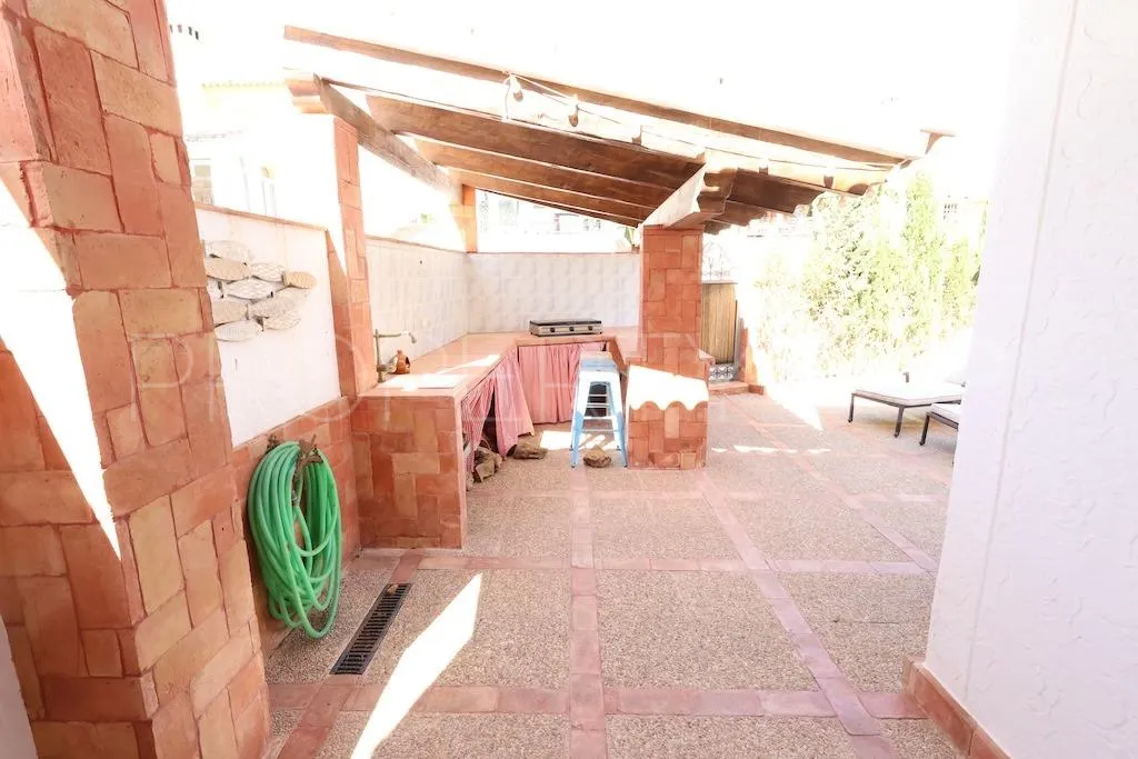 Comprar villa en Rioja de 4 dormitorios