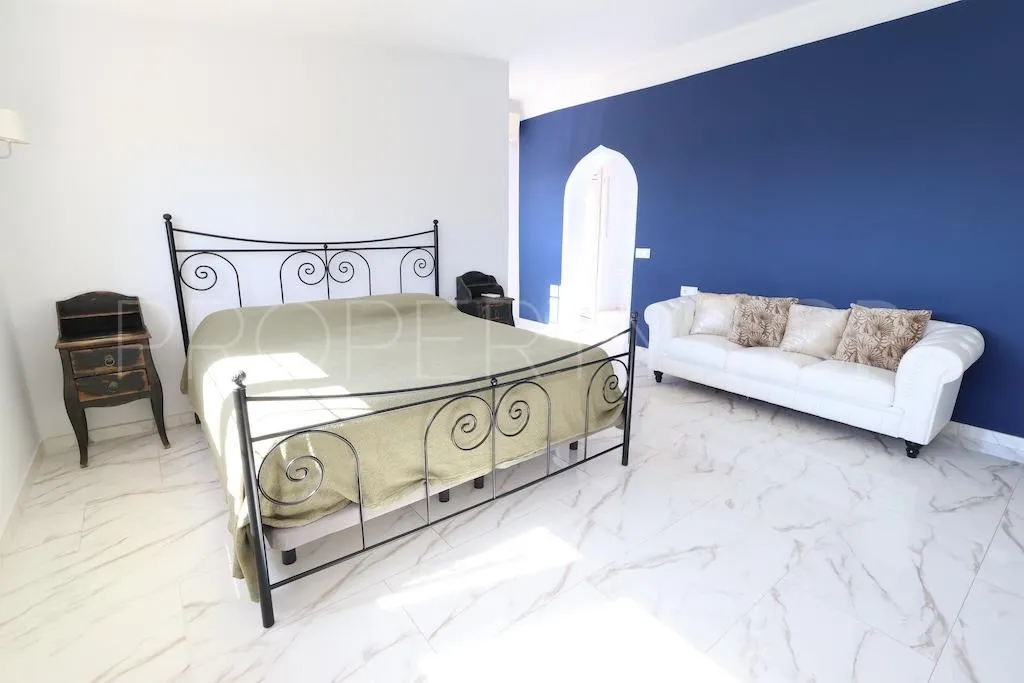 Comprar villa en Rioja de 4 dormitorios