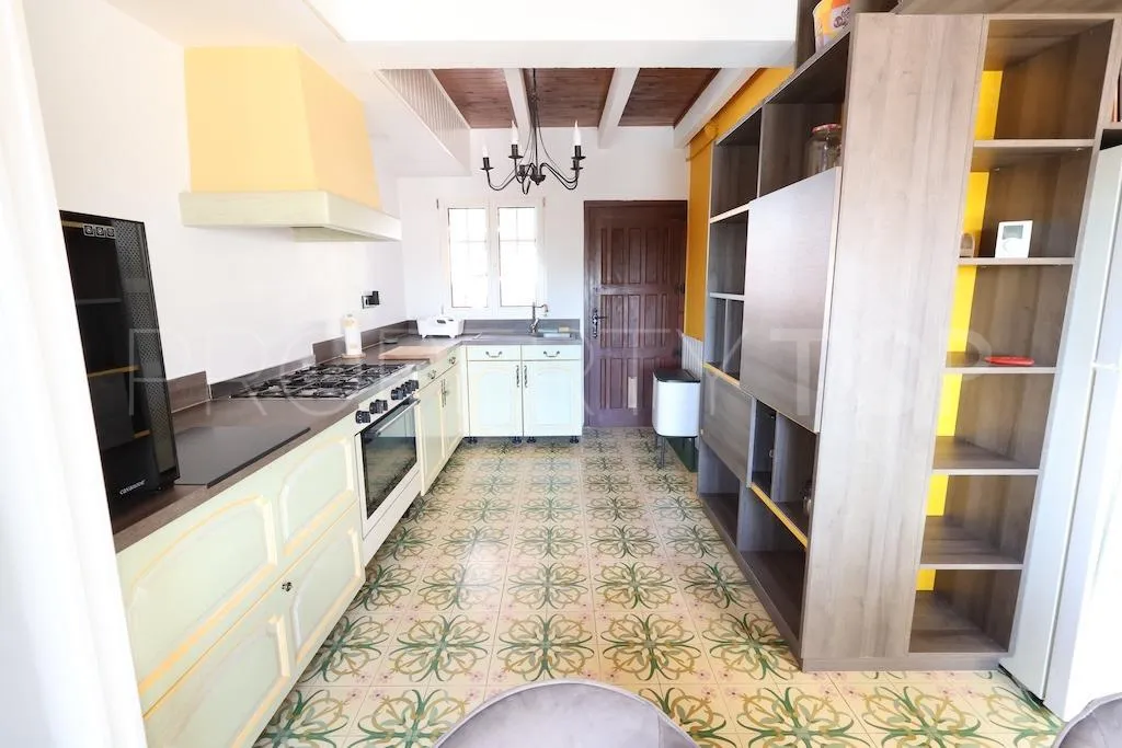 Comprar villa en Rioja de 4 dormitorios