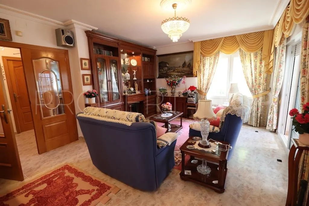 Villa con 5 dormitorios a la venta en Rioja