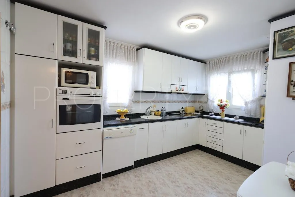 Villa con 5 dormitorios a la venta en Rioja