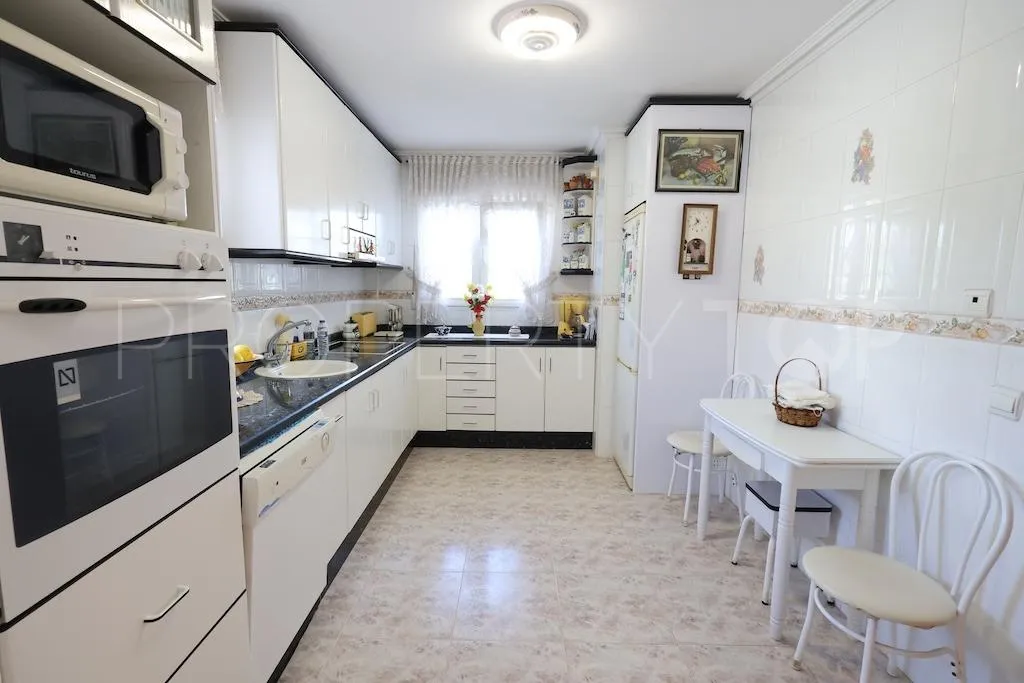 Villa con 5 dormitorios a la venta en Rioja
