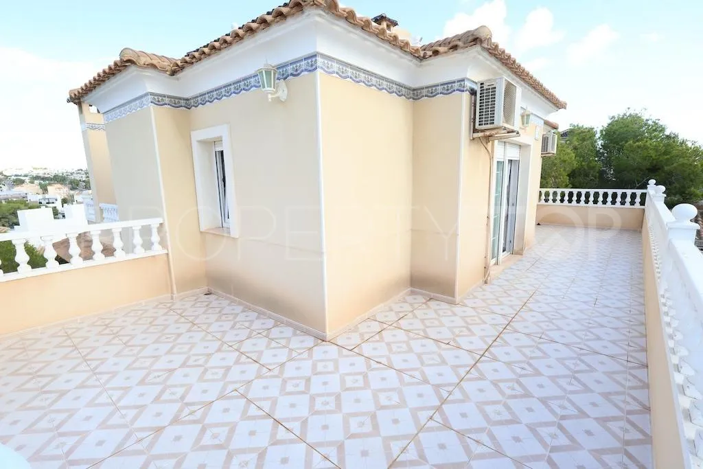 Villa con 5 dormitorios a la venta en Rioja