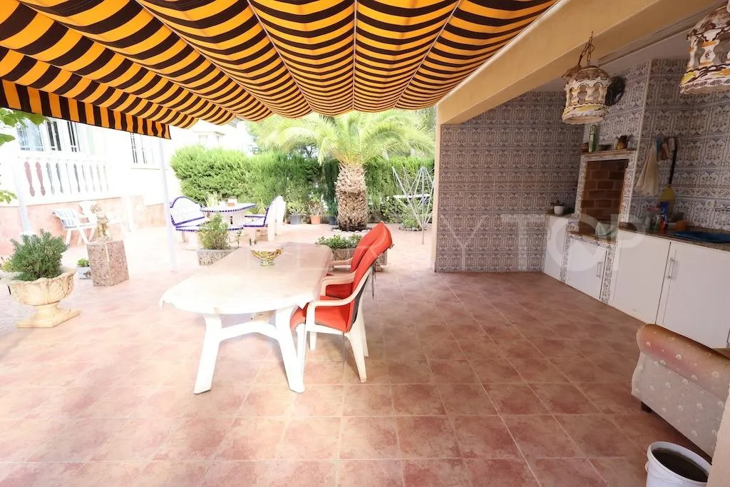 Villa con 5 dormitorios a la venta en Rioja