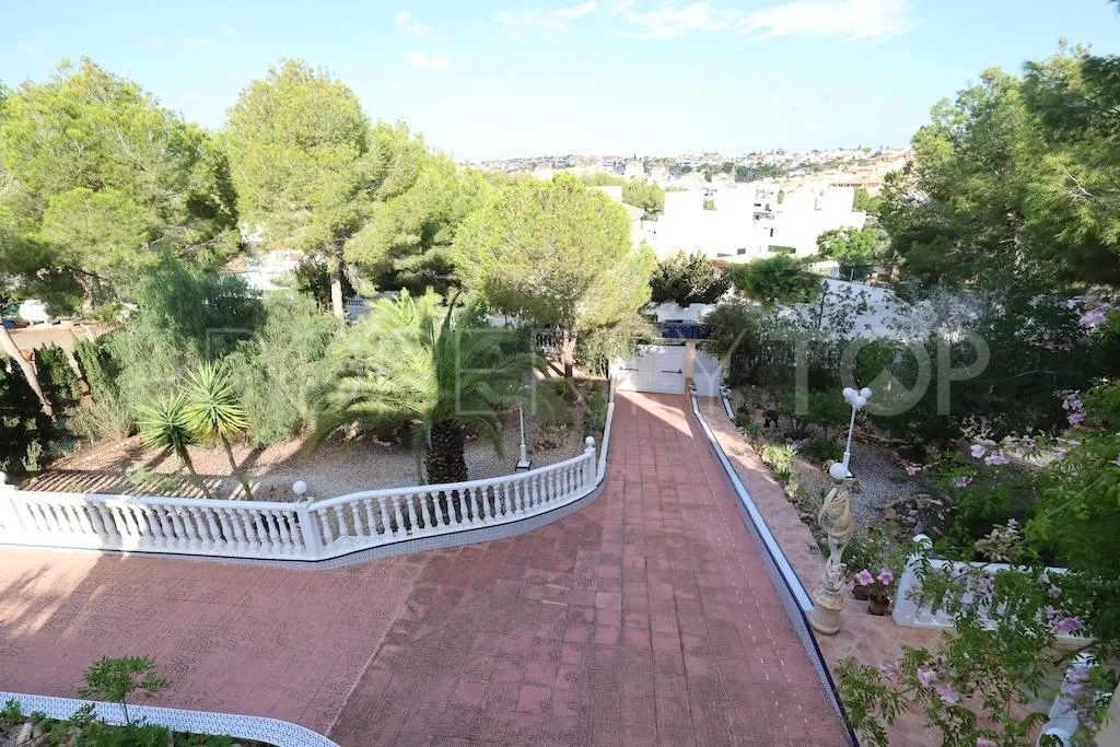 Villa con 5 dormitorios a la venta en Rioja