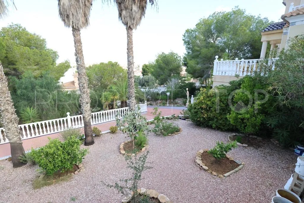 Villa con 5 dormitorios a la venta en Rioja