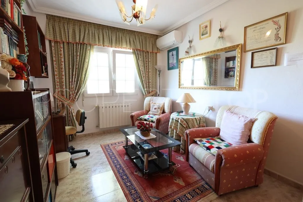 Villa con 5 dormitorios a la venta en Rioja