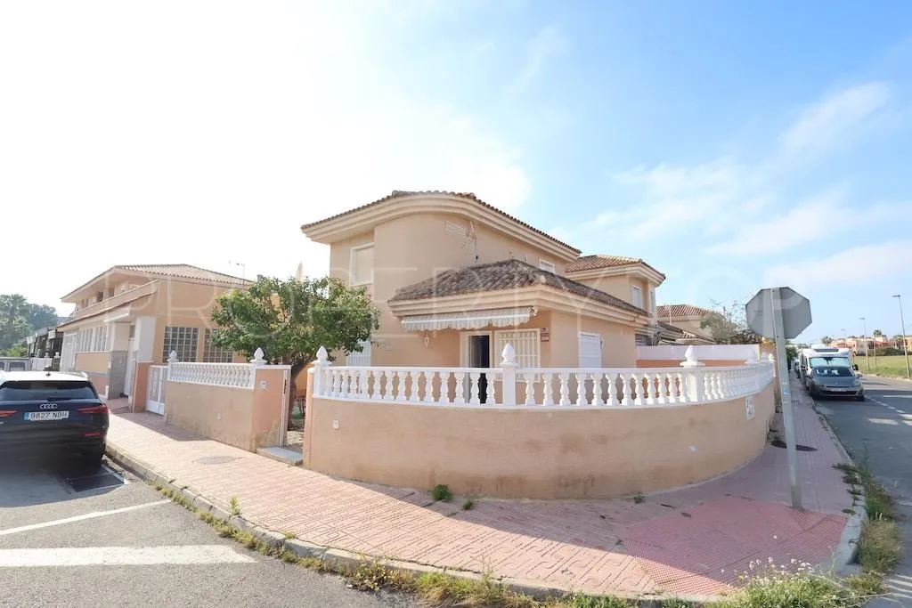 Villa for sale in Los Balcones with 3 bedrooms