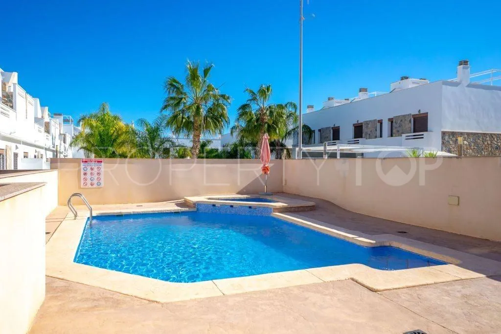 Apartamento con 2 dormitorios a la venta en Torre de la Horadada
