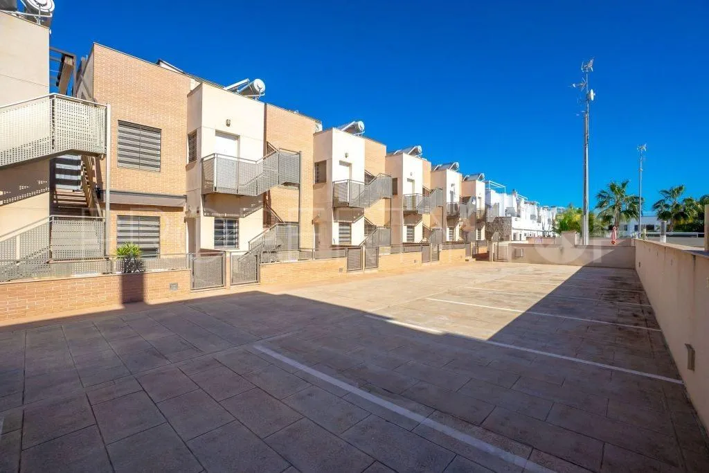 Apartamento con 2 dormitorios a la venta en Torre de la Horadada